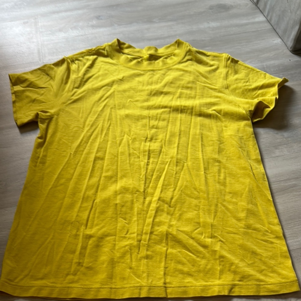 Lululemon yellow cotton tee size 8